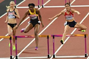 Podívejte se, jak Zuzaně Hejnově utekla zlatá, stříbrná i bronzová medaile na 400 m překážek