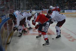 Kam v neděli 14. ledna 2017 za sportem? Hraje se extraliga hokeje a plážový volejbal