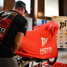 Vše připraveno pro odhalení čínského stroje