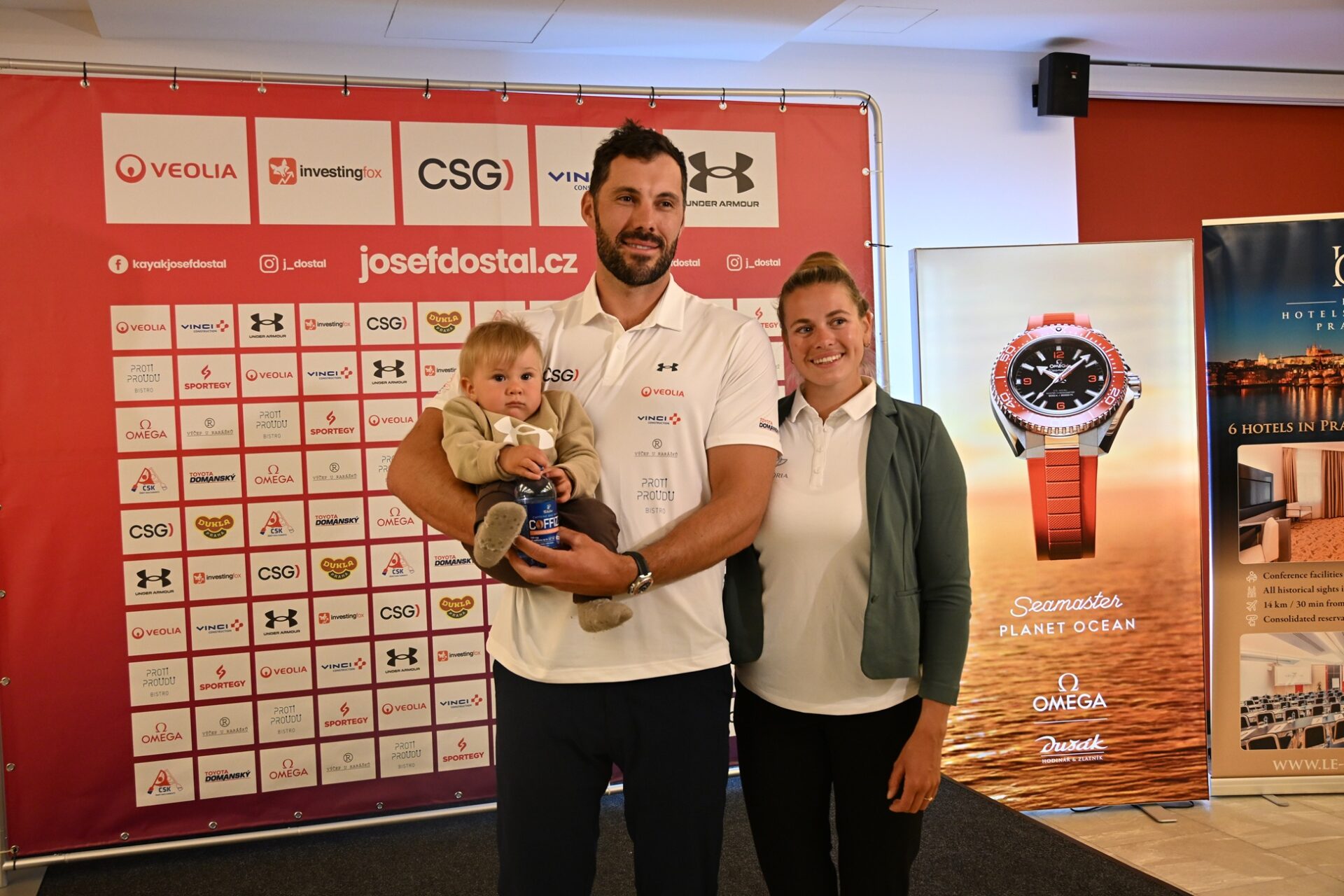 Pro Josefa Dostála už nejsou nejdůležitější medaile, ale malý syn