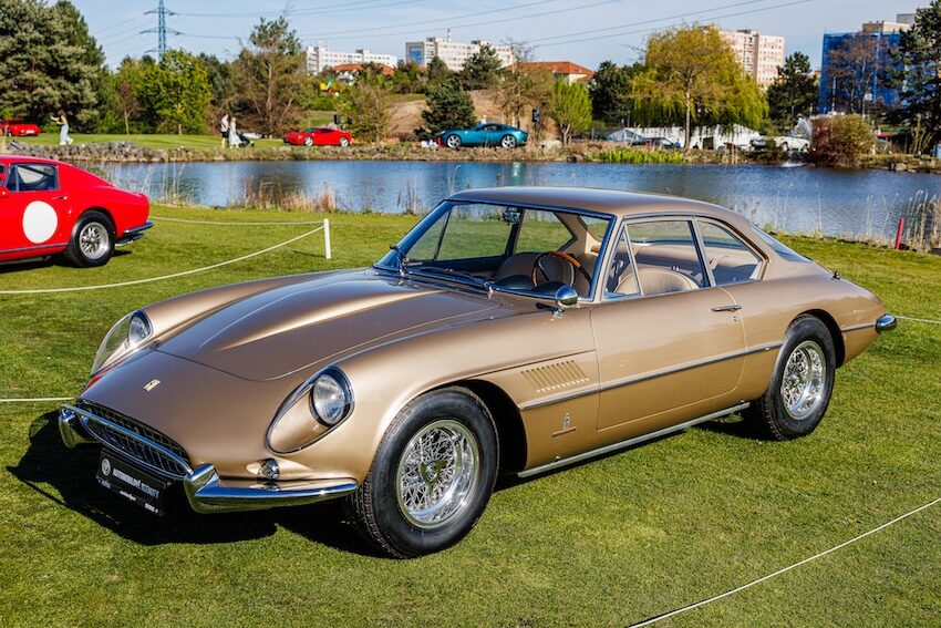 Ferrari 400 Superamerica