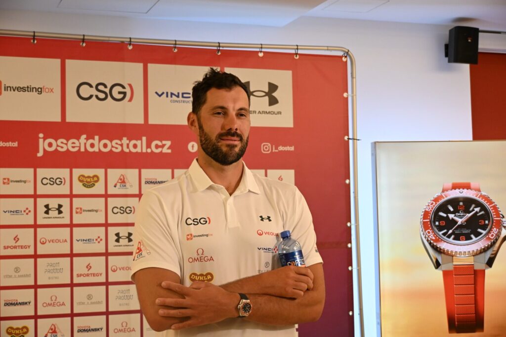 Olympijský vítěz kajakář Josef Dostál bude vlajkonošem Prahy