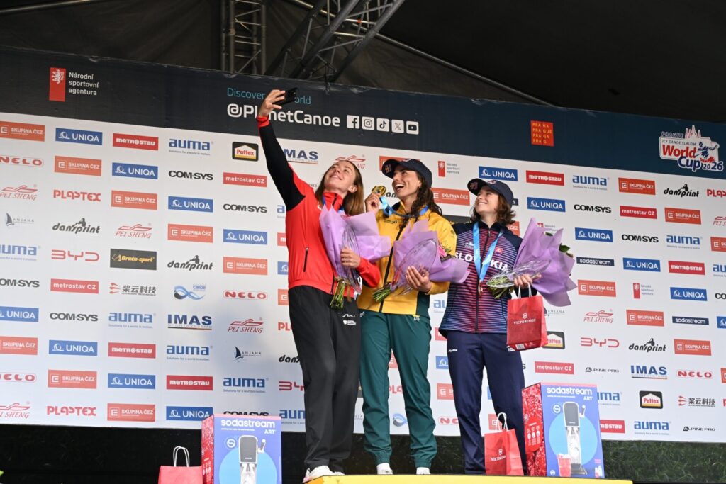 Foxová (AUS); 2. Zwoliňská (POL); 3. Paňková (SVKo)