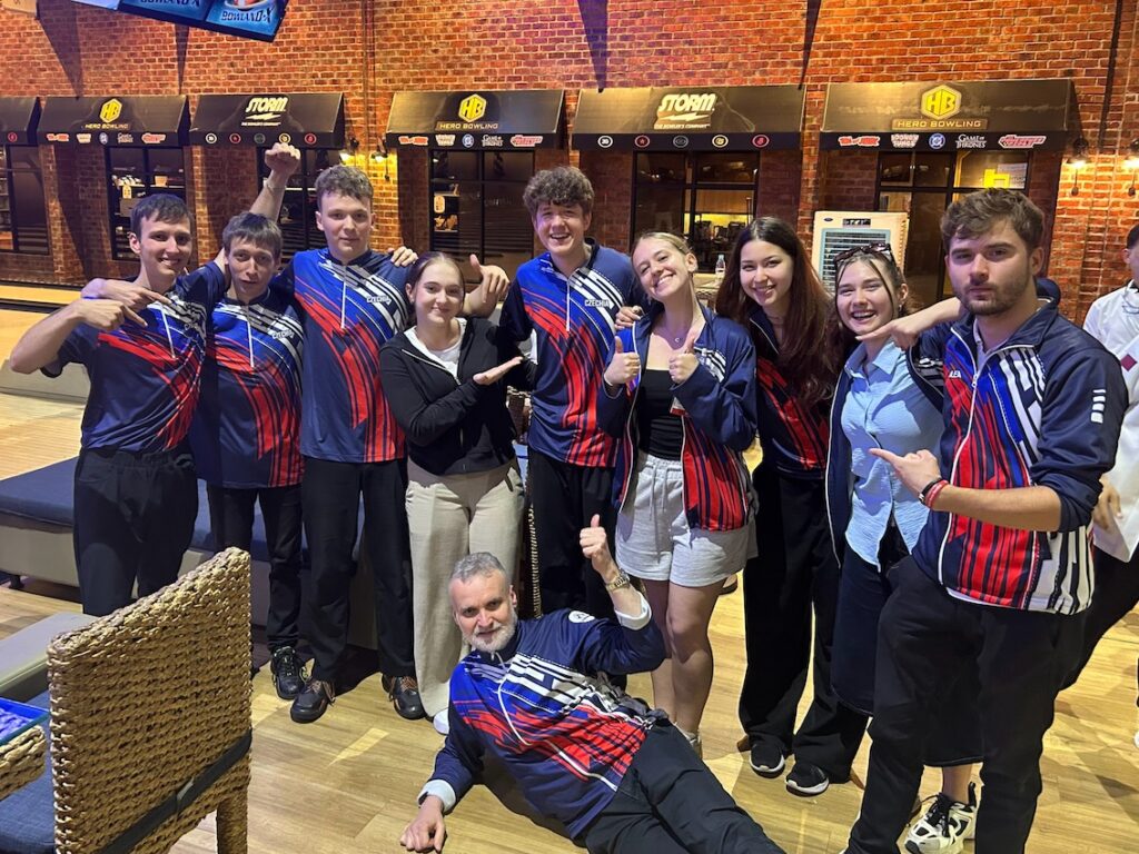 Čeští junioři získali na MS v bowlingu týmové stříbro
